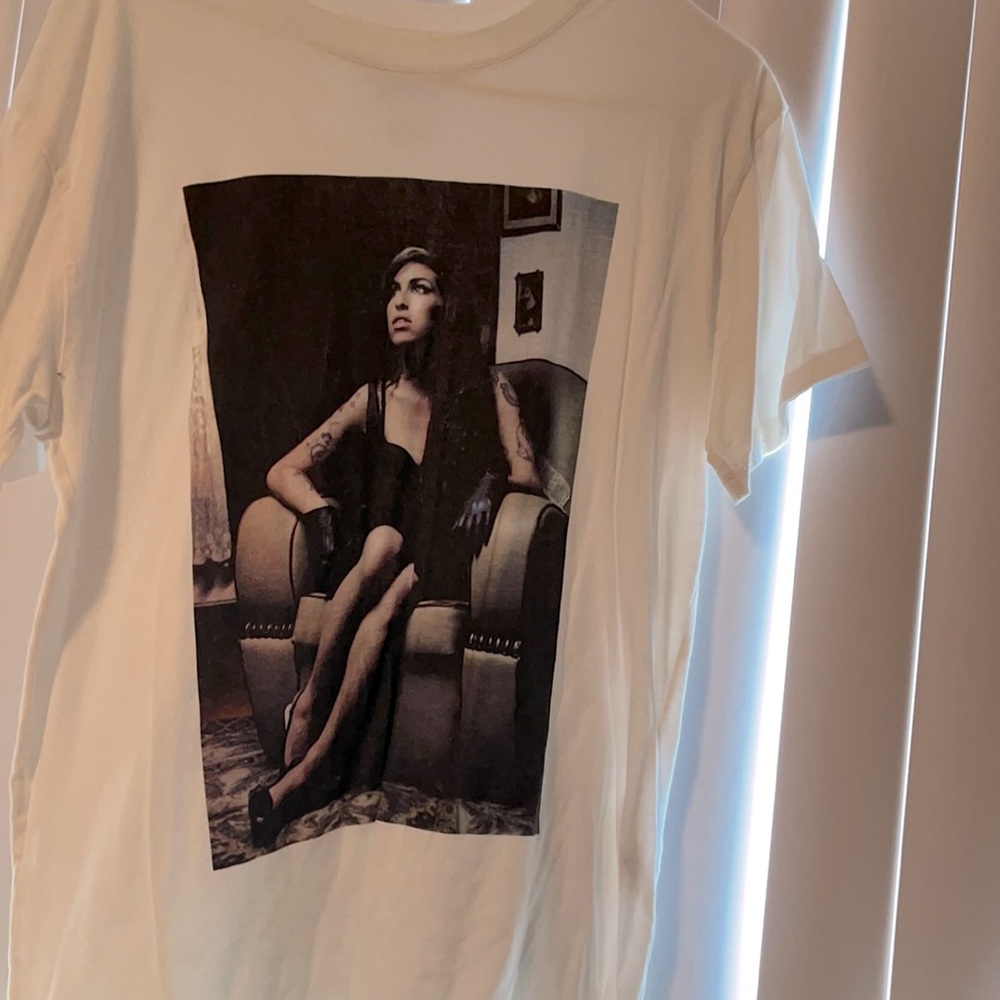 Amy winehouse tee